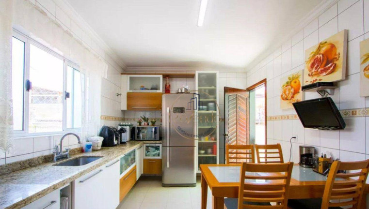 Imagem Sobrado com 3 Quartos à Venda, 207 m² em Campestre - Santo André