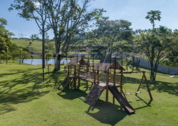 Imagem Terreno à Venda, 300 m² em Bom Retiro - Bragança Paulista Imagem Terreno à Venda, 300 m² em Bom Retiro - Bragança Paulista