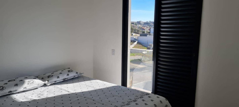 Imagem Casa com 3 Quartos à Venda, 170 m² em Jardim Maristela - Atibaia Imagem Casa com 3 Quartos à Venda, 170 m² em Jardim Maristela - Atibaia