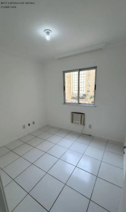 Imagem Imóvel com 3 Quartos à Venda, 74 m² em Imbuí - Salvador