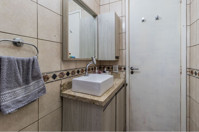 Imagem Apartamento com 2 Quartos à Venda, 57 m² em São Sebastião - Porto Alegre Imagem Apartamento com 2 Quartos à Venda, 57 m² em São Sebastião - Porto Alegre