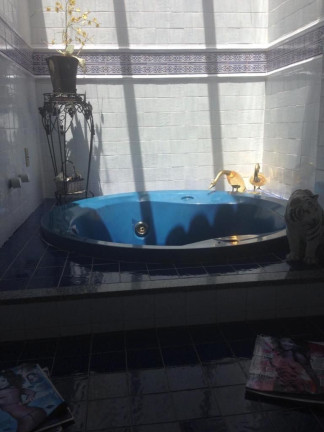 Imagem Casa com 5 Quartos à Venda, 1.000 m² em Quebra Frascos - Teresópolis