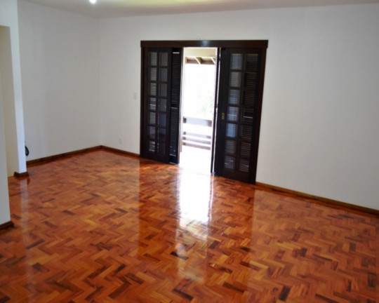 Imagem Imóvel com 4 Quartos à Venda, em Logradouro - Nova Petrópolis Imagem Imóvel com 4 Quartos à Venda, em Logradouro - Nova Petrópolis