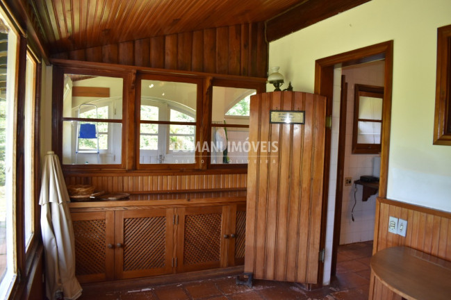 Imagem Imóvel com 3 Quartos à Venda, 1.095 m² em Região Do Toriba - Campos Do Jordão Imagem Imóvel com 3 Quartos à Venda, 1.095 m² em Região Do Toriba - Campos Do Jordão