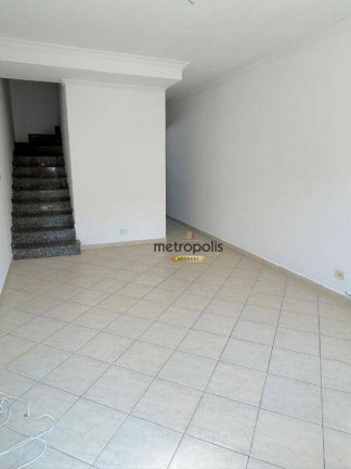Sobrado com 2 Quartos para Alugar, 127 m² em Vila Bela - São Paulo