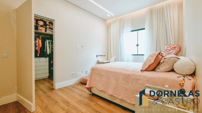 Imagem Casa com 3 Quartos à Venda, 400 m² em Park Way - Brasília Imagem Casa com 3 Quartos à Venda, 400 m² em Park Way - Brasília