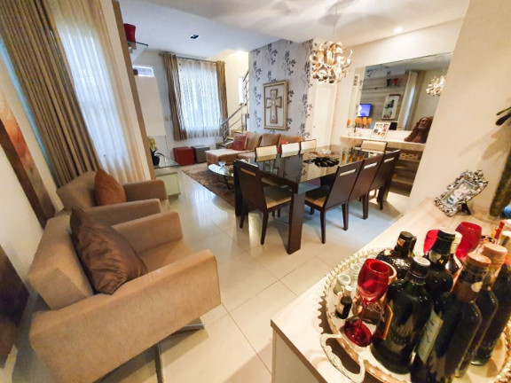 Imagem Casa com 2 Quartos à Venda, 102 m² em Lagoa Redonda - Fortaleza