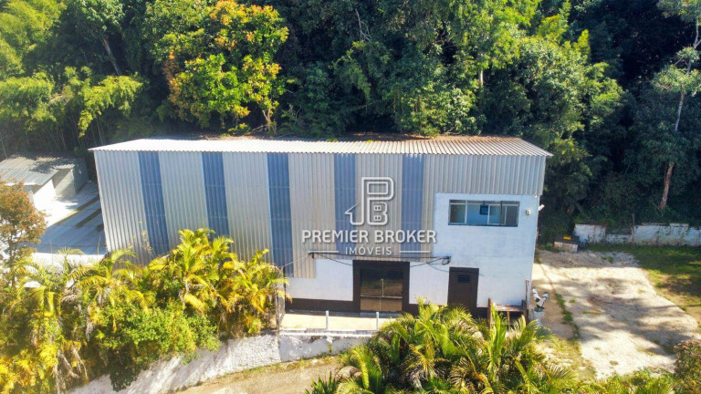 Galpão à Venda, 350 m² em Parque Do Imbui - Teresópolis