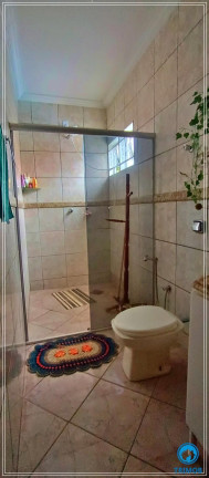 Imagem Casa com 3 Quartos à Venda, 155 m² em Santa Mônica - Uberlândia Imagem Casa com 3 Quartos à Venda, 155 m² em Santa Mônica - Uberlândia