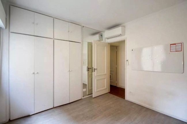 Imagem Imóvel com 3 Quartos à Venda, 118 m² em Itaim Bibi - São Paulo Imagem Imóvel com 3 Quartos à Venda, 118 m² em Itaim Bibi - São Paulo