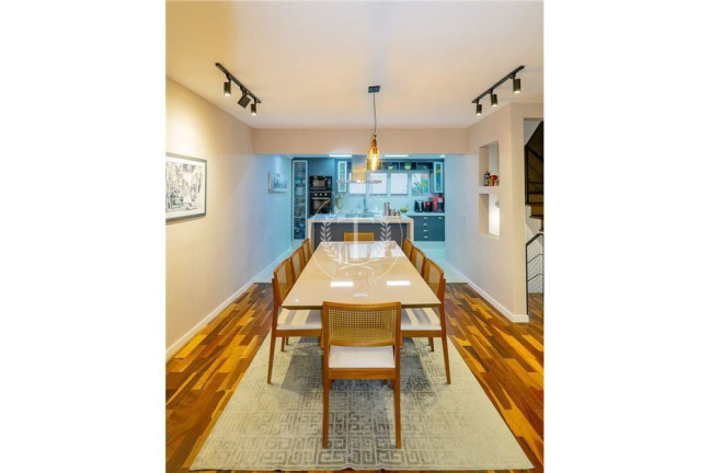 Imagem Casa com 3 Quartos à Venda, 204 m² em São Paulo