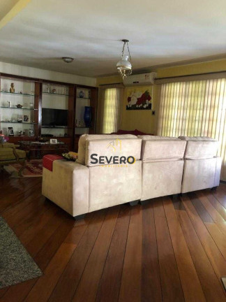 Imagem Casa com 5 Quartos à Venda, 300 m² em Centro - São Gonçalo Imagem Casa com 5 Quartos à Venda, 300 m² em Centro - São Gonçalo