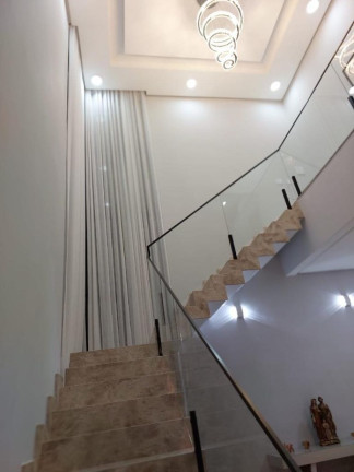 Imagem Casa com 3 Quartos à Venda, 275 m² em Ponta Negra - Manaus
