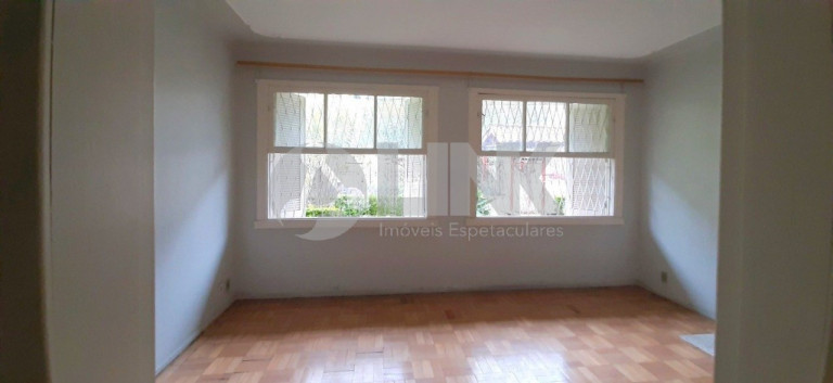 Imagem Apartamento com 3 Quartos à Venda, 85 m² em Menino Deus - Porto Alegre Imagem Apartamento com 3 Quartos à Venda, 85 m² em Menino Deus - Porto Alegre
