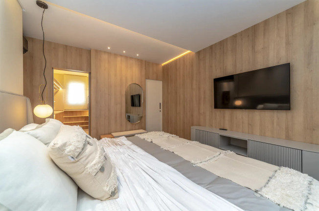 Imagem Apartamento com 4 Quartos à Venda, 233 m² em Centro - Balneário Camboriú Imagem Apartamento com 4 Quartos à Venda, 233 m² em Centro - Balneário Camboriú