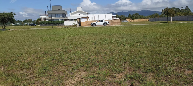 Imagem Terreno à Venda, 390 m² em Ouvidor - Garopaba Imagem Terreno à Venda, 390 m² em Ouvidor - Garopaba
