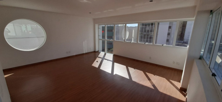 Imagem Imóvel Comercial à Venda, 43 m² em Menino Deus - Porto Alegre Imagem Imóvel Comercial à Venda, 43 m² em Menino Deus - Porto Alegre