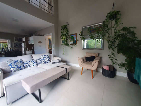 Imagem Casa com 2 Quartos à Venda, 824 m² em Rio Tavares - Florianópolis Imagem Casa com 2 Quartos à Venda, 824 m² em Rio Tavares - Florianópolis