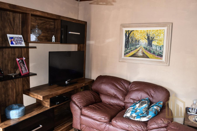Imagem Casa com 2 Quartos à Venda, 186 m² em Cajuru - Curitiba