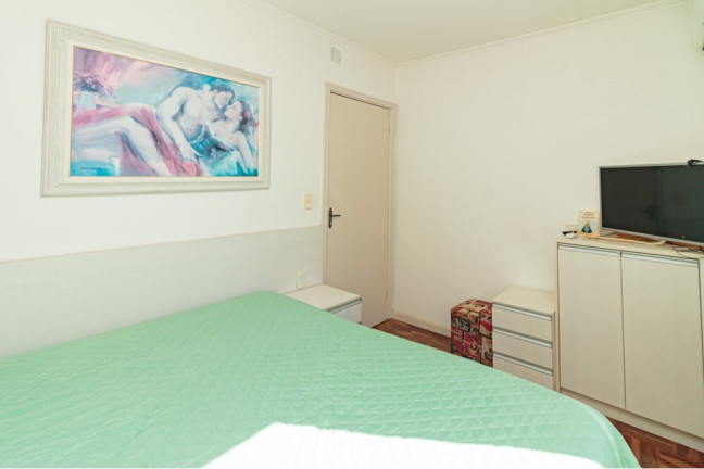 Imagem Apartamento com 3 Quartos à Venda, 64 m² em Higienópolis - Porto Alegre Imagem Apartamento com 3 Quartos à Venda, 64 m² em Higienópolis - Porto Alegre