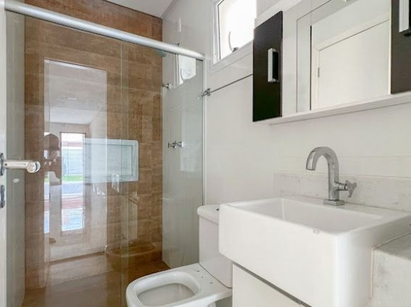 Imagem Casa com 3 Quartos à Venda, 160 m² Imagem Casa com 3 Quartos à Venda, 160 m²
