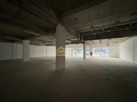 Imóvel Comercial à Venda, 669 m² em Vila Dom Pedro I - São Paulo