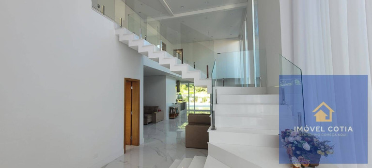 Imagem Casa de Condomínio com 3 Quartos à Venda, 560 m² em Jardim Do Golf I - Jandira