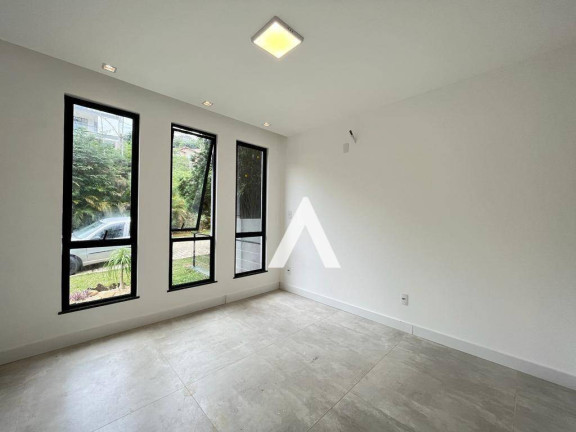 Imagem Casa com 3 Quartos à Venda, 145 m² em Albuquerque - Teresópolis Imagem Casa com 3 Quartos à Venda, 145 m² em Albuquerque - Teresópolis