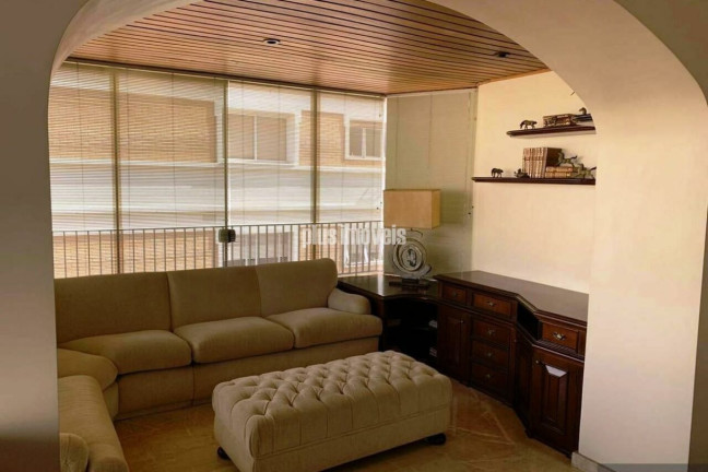 Imagem Apartamento com 4 Quartos à Venda, 300 m² em Pacaembu - São Paulo