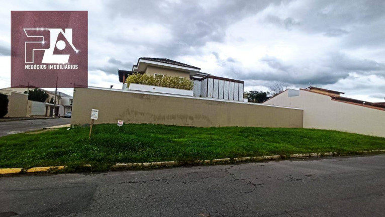 Terreno à Venda, 300 m² em Cruz - Lorena