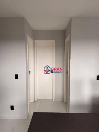 Imagem Apartamento com 2 Quartos à Venda, 40 m² em Jardim Itaqui - Campo Largo Imagem Apartamento com 2 Quartos à Venda, 40 m² em Jardim Itaqui - Campo Largo
