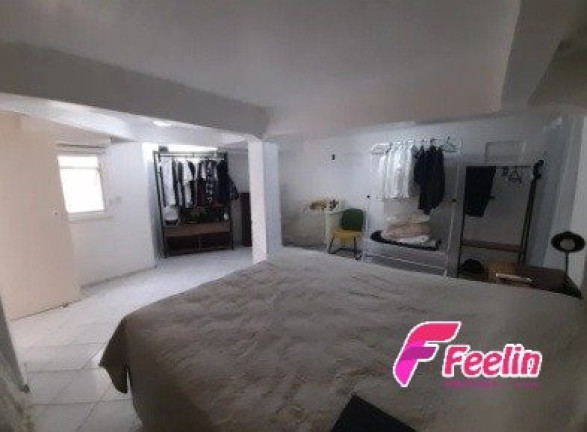 Imagem Casa com 4 Quartos à Venda, 115 m² em Centro - Florianópolis Imagem Casa com 4 Quartos à Venda, 115 m² em Centro - Florianópolis