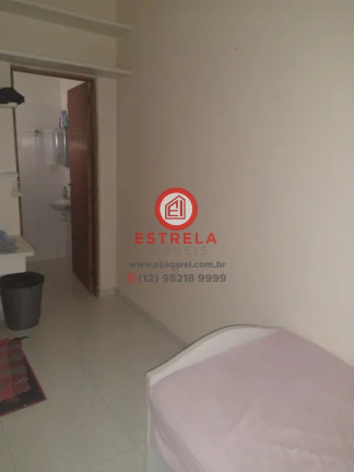 Imagem Casa com 2 Quartos à Venda, 70 m² em Centro - Jacareí Imagem Casa com 2 Quartos à Venda, 70 m² em Centro - Jacareí