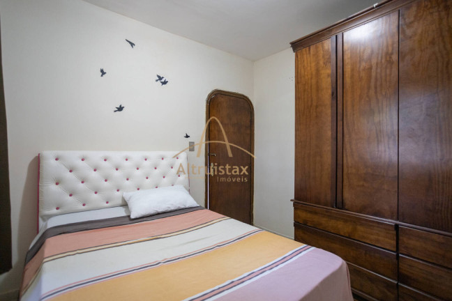 Imagem Casa com 3 Quartos à Venda, 480 m² em Três Montanhas - Osasco