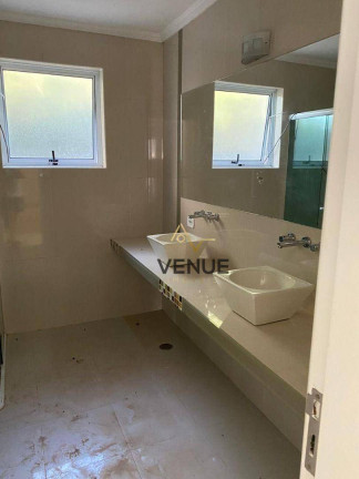 Imagem Casa com 4 Quartos à Venda, 600 m² em Centro - Arujá Imagem Casa com 4 Quartos à Venda, 600 m² em Centro - Arujá