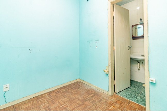 Imagem Apartamento com 3 Quartos à Venda, 214 m² em Bom Fim - Porto Alegre Imagem Apartamento com 3 Quartos à Venda, 214 m² em Bom Fim - Porto Alegre