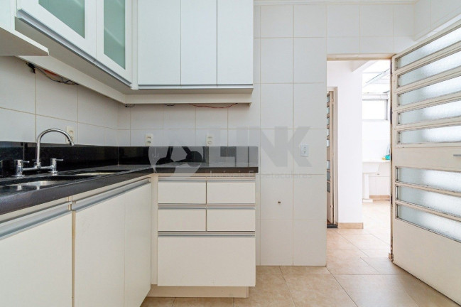 Imagem Apartamento com 2 Quartos à Venda, 101 m² em Petrópolis - Porto Alegre Imagem Apartamento com 2 Quartos à Venda, 101 m² em Petrópolis - Porto Alegre