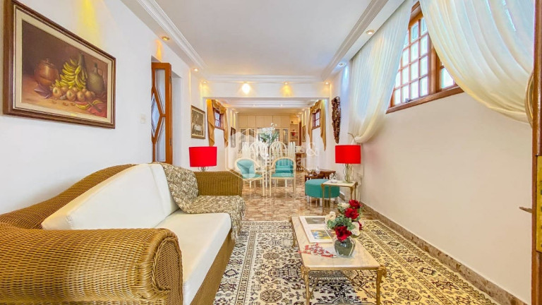 Imagem Casa com 5 Quartos à Venda, 275 m² em Cambuci - São Paulo Imagem Casa com 5 Quartos à Venda, 275 m² em Cambuci - São Paulo