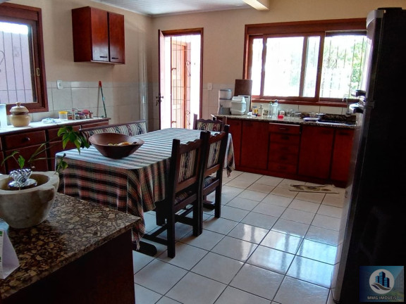 Imagem Sobrado com 3 Quartos à Venda, 336 m² em Laranjal - Pelotas