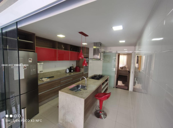 Imagem Casa com 4 Quartos à Venda, 250 m² em Rio De Janeiro Imagem Casa com 4 Quartos à Venda, 250 m² em Rio De Janeiro