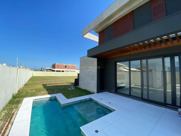 Casa com 5 Quartos à Venda, 450 m² em Condominio Los Cobos - Xangri-lá