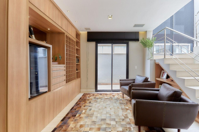 Imagem Casa com 3 Quartos à Venda, 297 m² em Pinheirinho - Curitiba