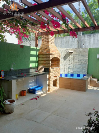 Imagem Casa de Condomínio com 4 Quartos à Venda, 186 m² em Edson Queiroz - Fortaleza Imagem Casa de Condomínio com 4 Quartos à Venda, 186 m² em Edson Queiroz - Fortaleza