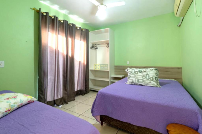Imagem Apartamento com 2 Quartos para Alugar ou Temporada, 50 m² em Centro - Bombinhas Imagem Apartamento com 2 Quartos para Alugar ou Temporada, 50 m² em Centro - Bombinhas
