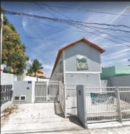 Casa com 2 Quartos à Venda, 62 m² em Monjolos - São Gonçalo