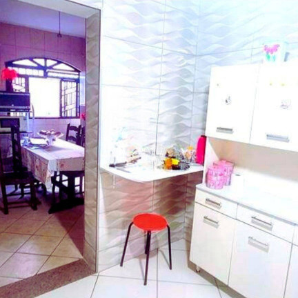 Imagem Casa com 7 Quartos à Venda, 360 m² em Nazaré - Belo Horizonte