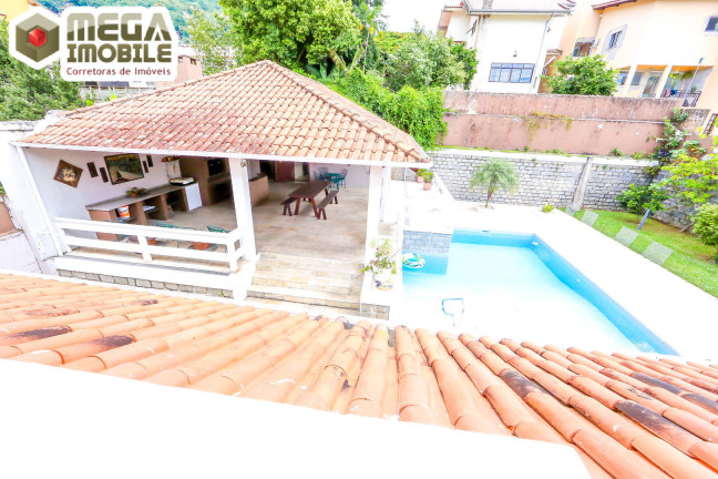 Imagem Apartamento à Venda, 370 m² em Trindade - Florianópolis Imagem Apartamento à Venda, 370 m² em Trindade - Florianópolis