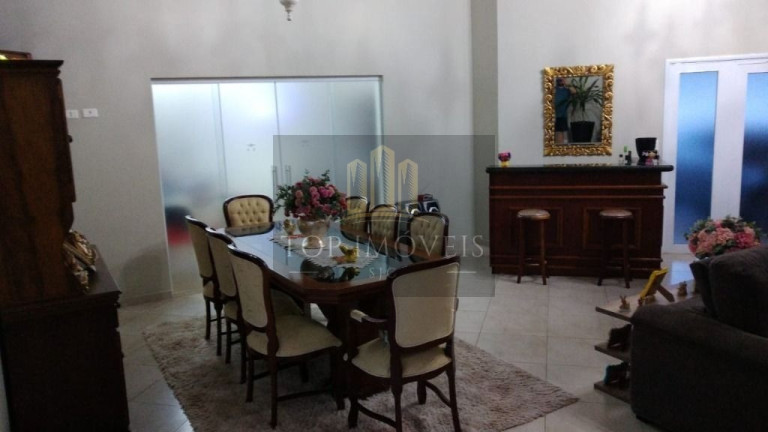 Imagem Casa com 4 Quartos para Alugar, 1.338 m² em Jardim Das Flores - Santa Branca Imagem Casa com 4 Quartos para Alugar, 1.338 m² em Jardim Das Flores - Santa Branca