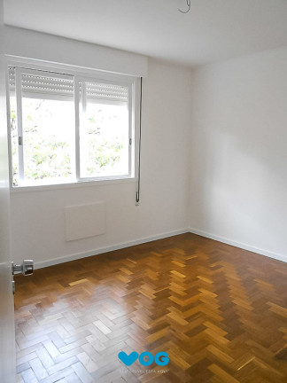 Imagem Imóvel com 3 Quartos à Venda, 99 m² em Petrópolis - Porto Alegre Imagem Imóvel com 3 Quartos à Venda, 99 m² em Petrópolis - Porto Alegre