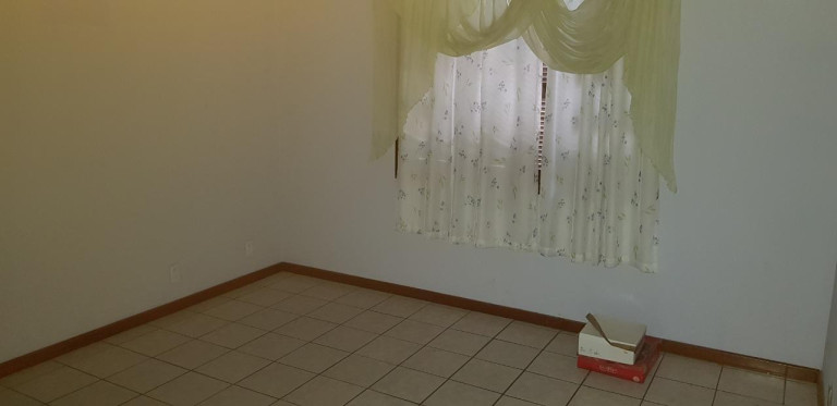 Imagem Casa com 9 Quartos à Venda, 543 m² em Floresta - Joinville Imagem Casa com 9 Quartos à Venda, 543 m² em Floresta - Joinville